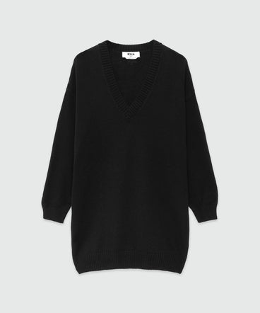 Plain cashmere jumper with V-neck