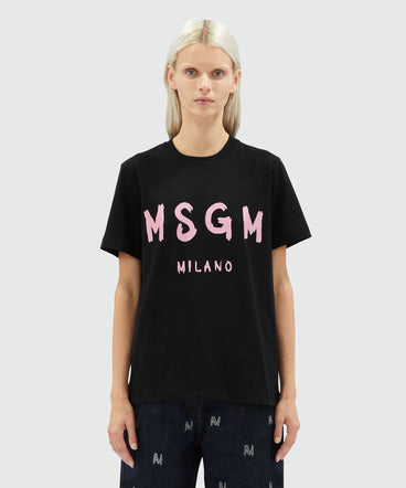 Black jersey T-shirt with pink brushstroke logo