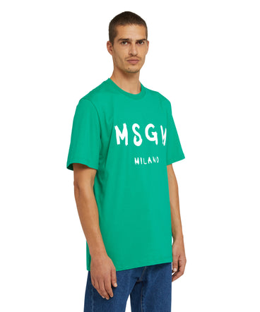 T-shirt in cotone con logo pennellato