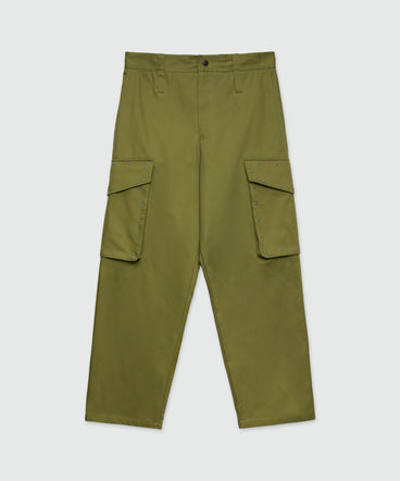 Cargo pants with multicolor studs