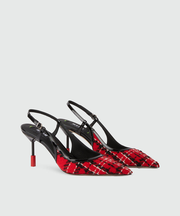 Iconic slingback heel