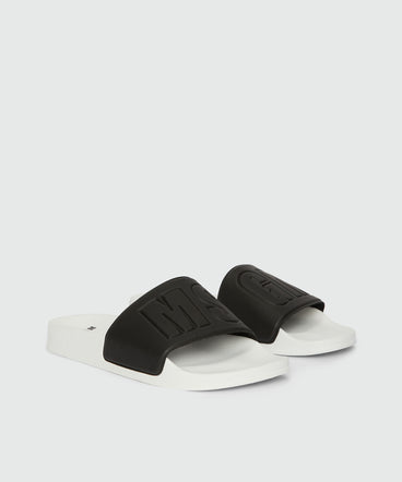 Black and white pool slides with MSGM macrologue