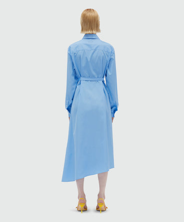 Light blue poplin shirt dress with "TheMwave" buckle