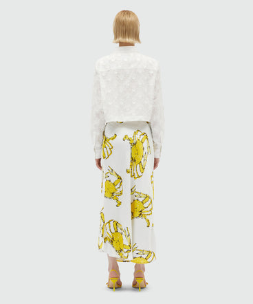 Fluid midi skirt in white satin with "King grab" print