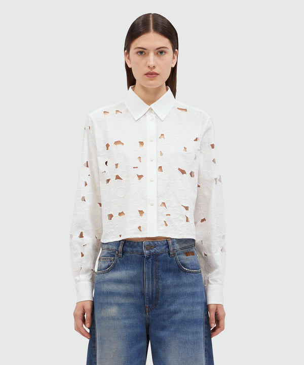 Cropped shirt in white Sangallo cotton