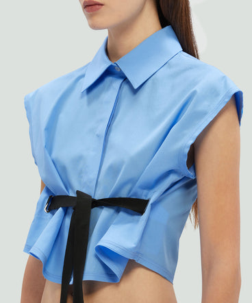 Cropped shirt in light blue poplin