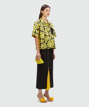 Black and yellow faille shirt with "Eclectic daisy" print