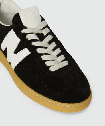 Retro Trainer black suede sneakers "TheMwave"