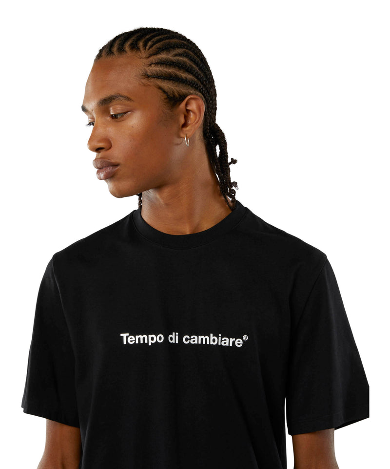T-shirt girocollo con quote "Tempo di cambiare" NERO Unisex 